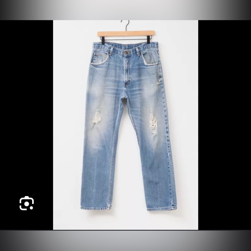 Urban outfitters BDG, dad, slim, taper, fit men’s Distressed Jeans, size 32x32